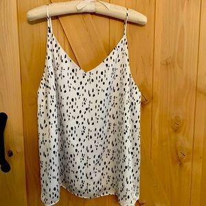 Gilli V-Neck White with Gray & Black Splash Blouse